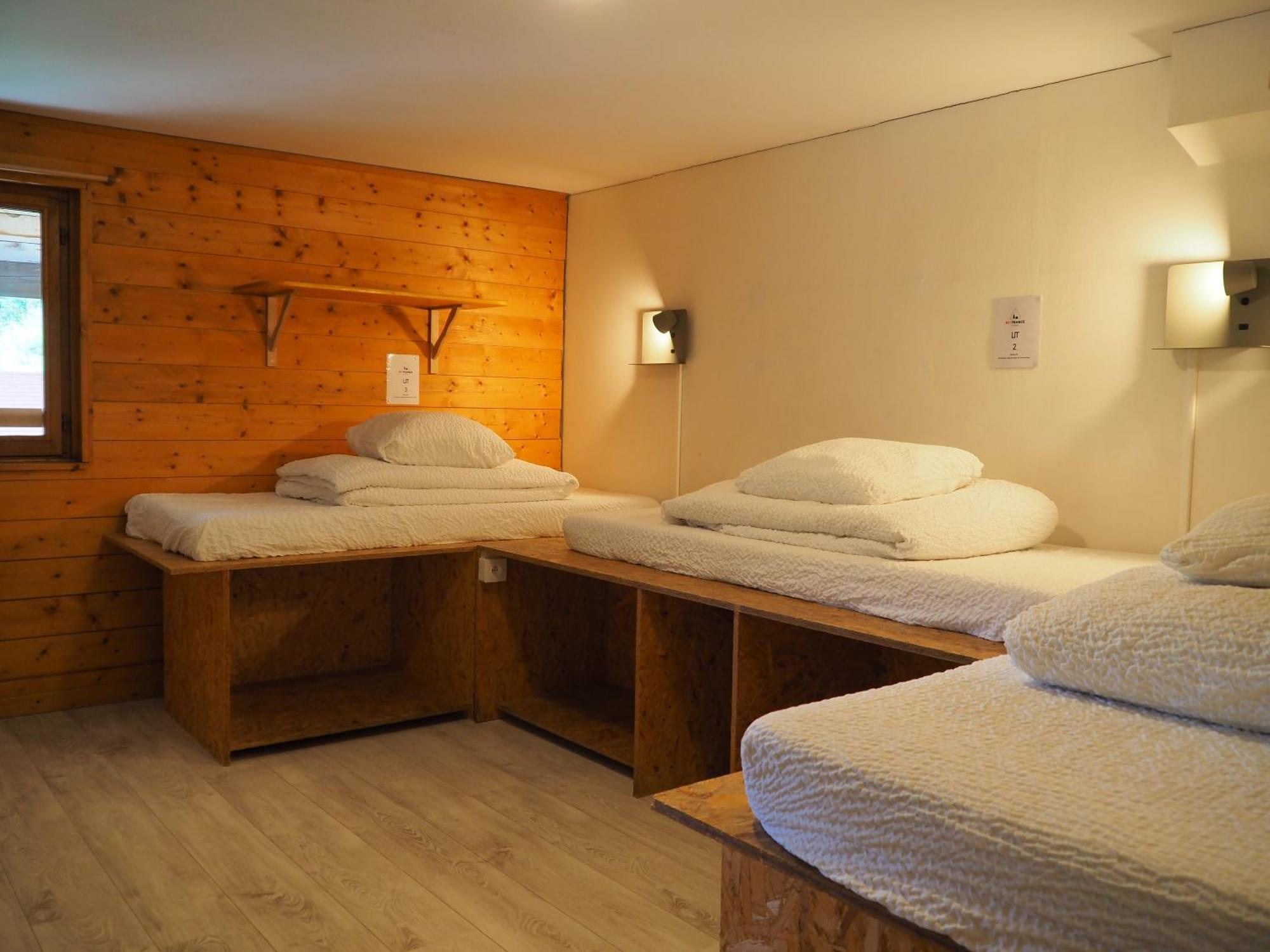 Auberge De Jeunesse Hi 拉克吕萨 外观 照片