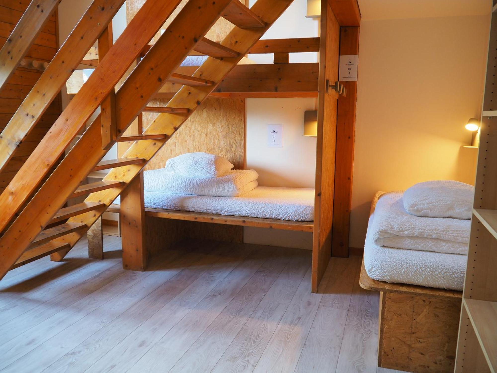 Auberge De Jeunesse Hi 拉克吕萨 外观 照片