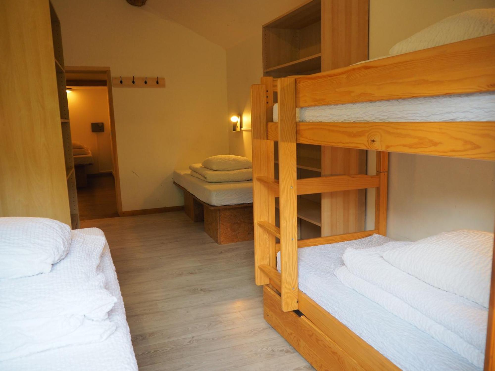 Auberge De Jeunesse Hi 拉克吕萨 外观 照片