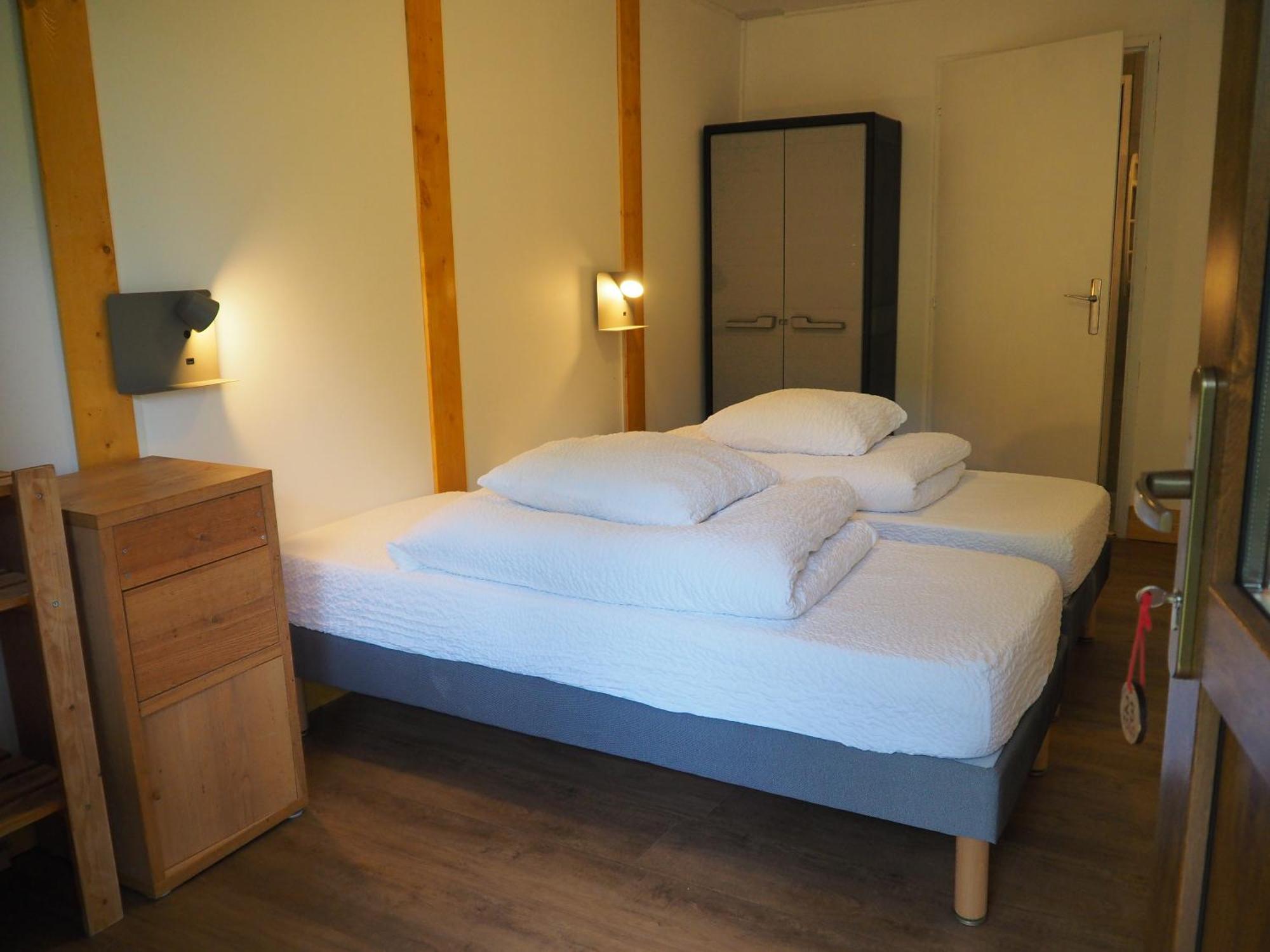 Auberge De Jeunesse Hi 拉克吕萨 外观 照片
