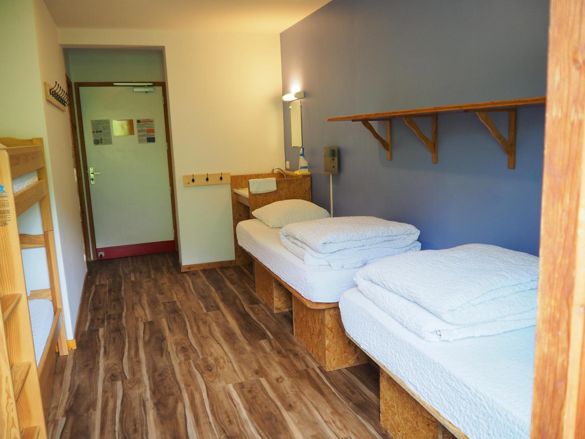 Auberge De Jeunesse Hi 拉克吕萨 外观 照片
