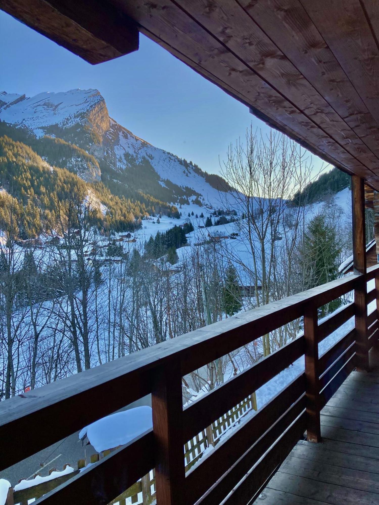 Auberge De Jeunesse Hi 拉克吕萨 外观 照片